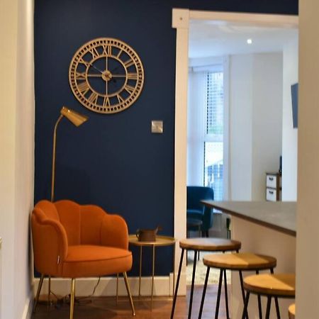 The Cheltenham, Stylish 1-Bed Victorian Apartment Harrogate Extérieur photo