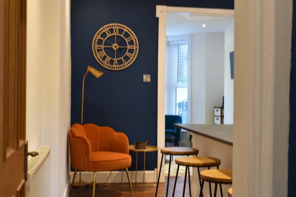 The Cheltenham, Stylish 1-Bed Victorian Apartment Harrogate Extérieur photo